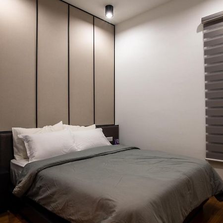 Executive Seaview 2Bedrooms Macalister Georgetown 4-6Pax Buitenkant foto